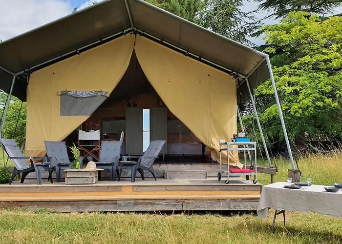 Отель Simply Canvas Farm