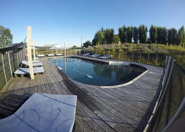 Simply Canvas Farm Отель